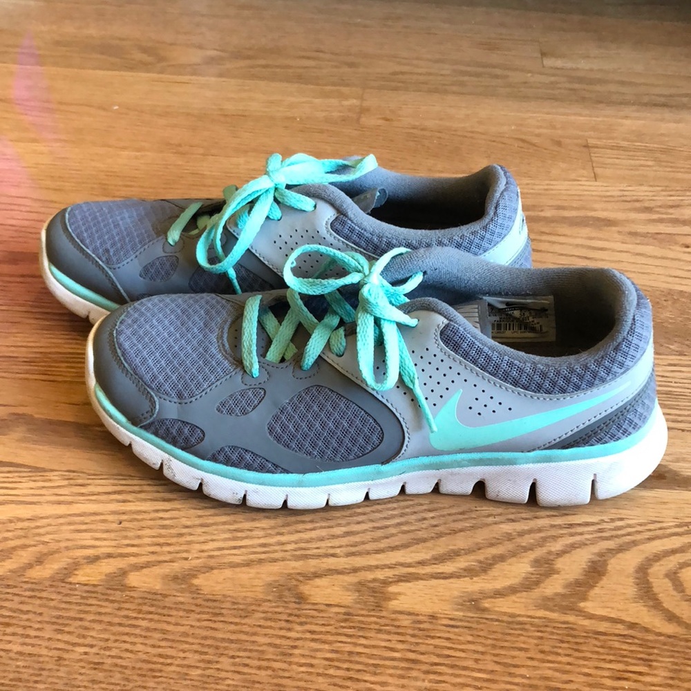 Nike Women’s Running Shoe, Size 7.5
